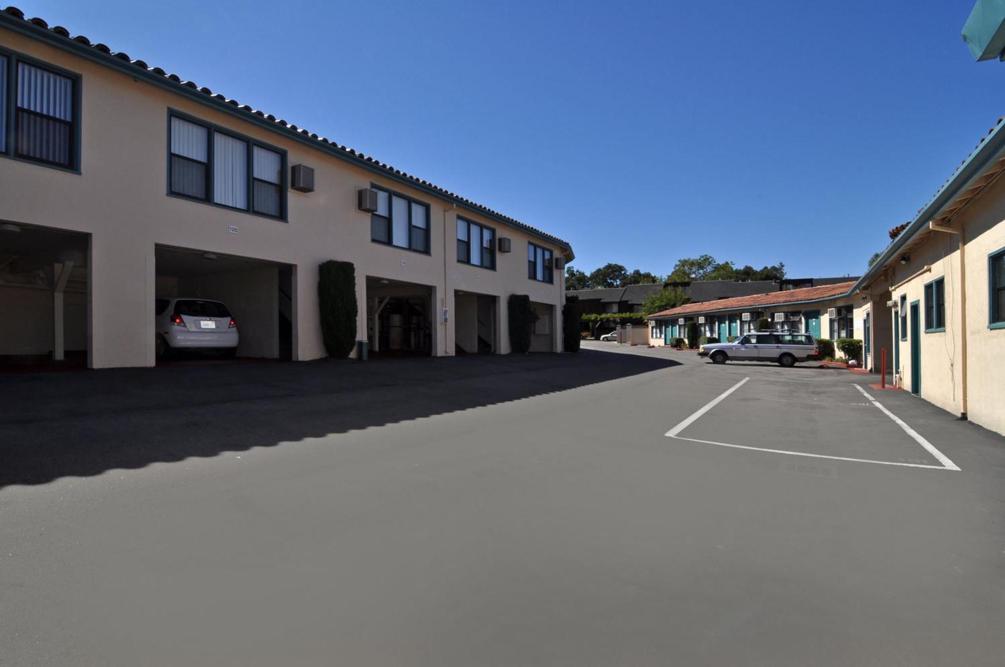נובאטו Marinwood Inn & Suites מראה חיצוני תמונה