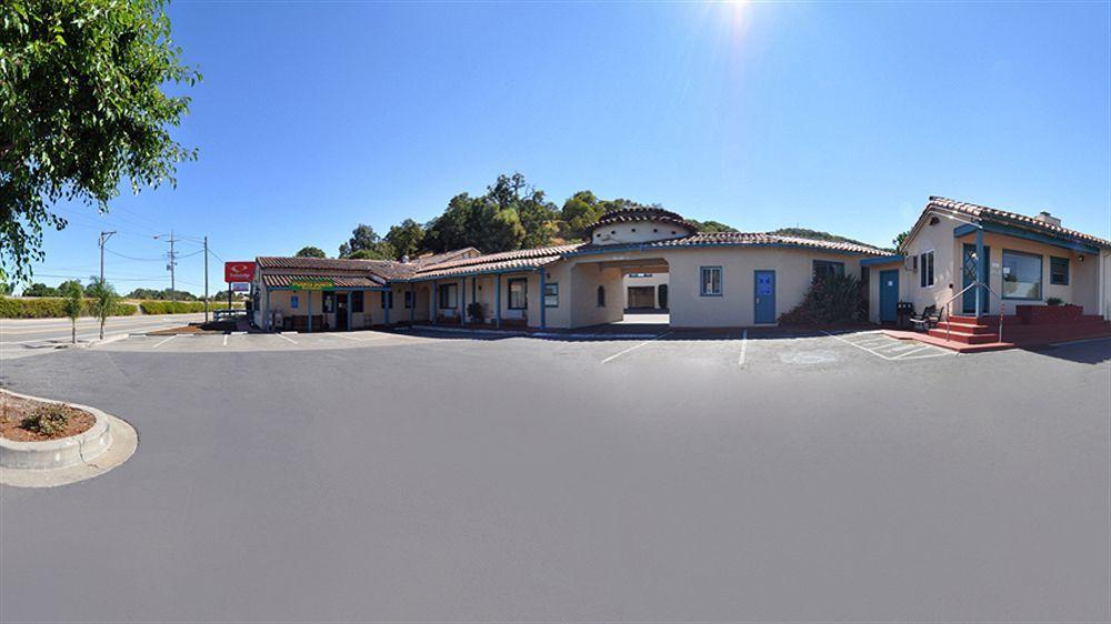 נובאטו Marinwood Inn & Suites מראה חיצוני תמונה