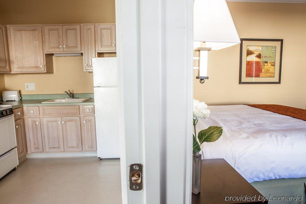 נובאטו Marinwood Inn & Suites מראה חיצוני תמונה